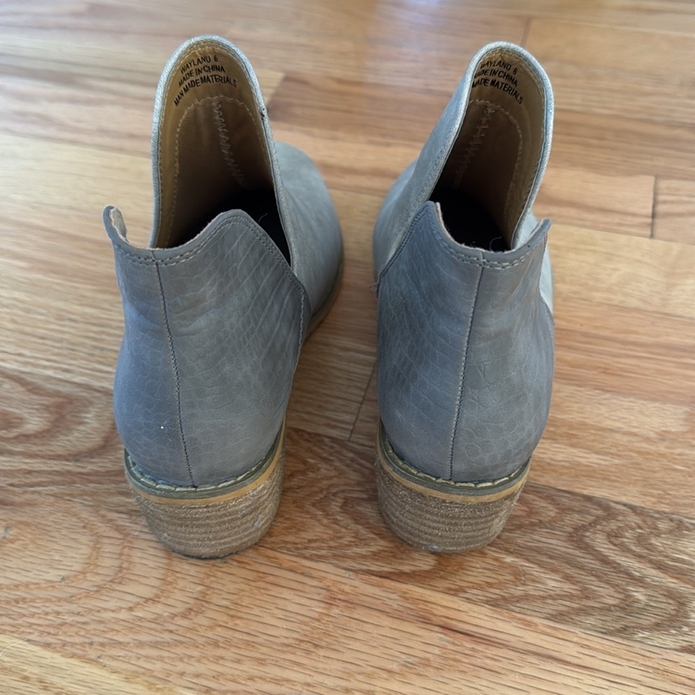 Booties - Picture 2 of 4